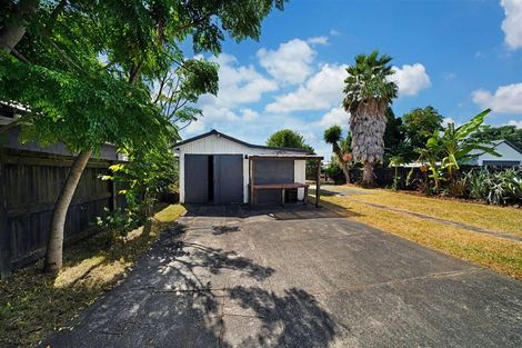 Photo of property in 41 Wairau Avenue, Avondale, Auckland, 1026