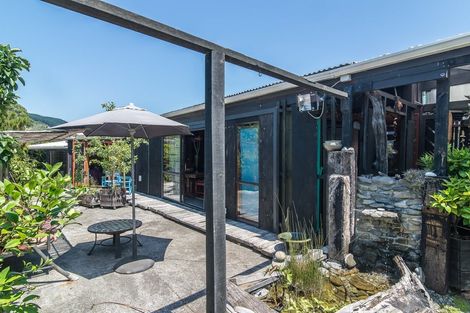 Photo of property in 14 Elizabeth Street, Waikanae, 5036