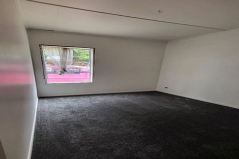 Photo of property in 71 Gladstone Road North, Dalmore, Dunedin, 9010