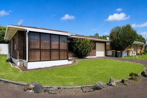 Photo of property in 5/116 Pakuranga Road, Pakuranga, Auckland, 2010