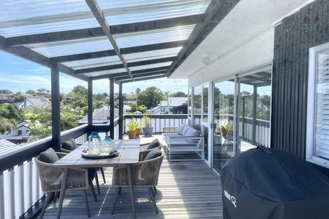 Photo of property in 1/23 Hart Road, Hauraki, Auckland, 0622