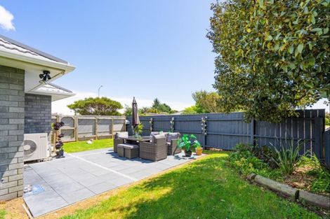 Photo of property in 50 Arawhata Road, Paraparaumu, 5032