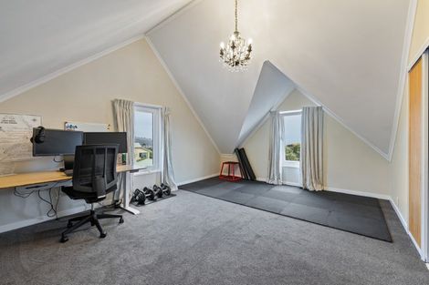 Photo of property in 10 Belleview Terrace, Mount Pleasant, Christchurch, 8081