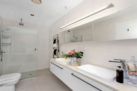 Photo of property in 1 Whisby Road, Cashmere, Christchurch, 8022