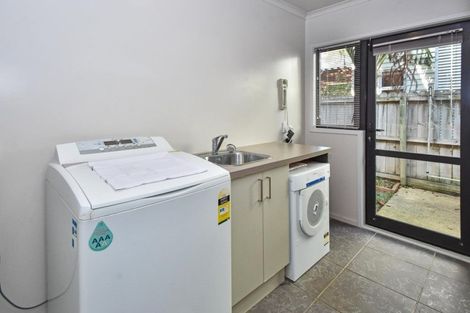 Photo of property in 16a Glenross Drive, Wattle Downs, Auckland, 2103