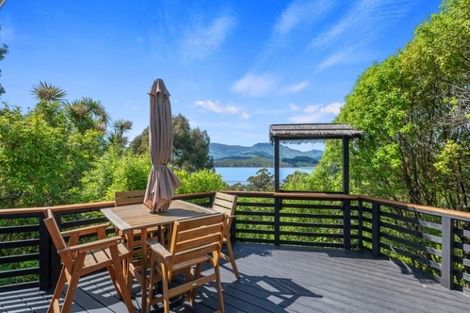 Photo of property in 1091 Dyers Pass Road, Governors Bay, Lyttelton, 8971