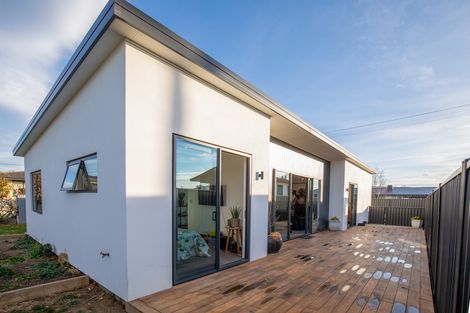 Photo of property in Terrace Butchery, 11-13 Spencer Street, Alexandra, 9320