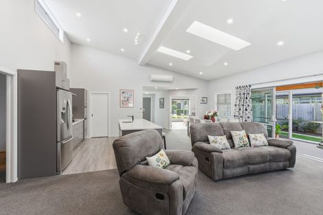 Photo of property in 5 Guardsman Place, Prebbleton, 7604