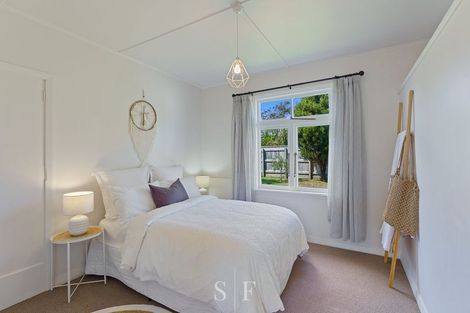 Photo of property in 15 Rauparaha Street, Waikanae Beach, Waikanae, 5036