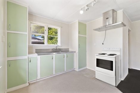 Photo of property in 9 Virgil Place, Northcote, Christchurch, 8052
