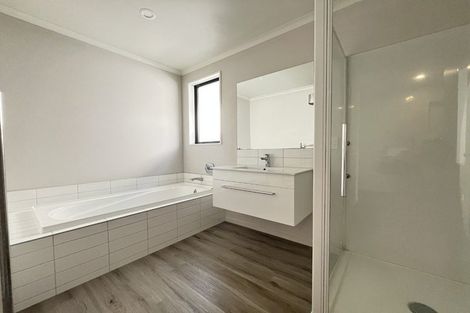 Photo of property in 34 William Dawson Crescent, Wigram, Christchurch, 8025