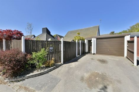 Photo of property in 43n Waimairi Road, Upper Riccarton, Christchurch, 8041