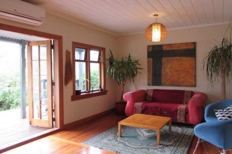 Photo of property in 24 Ticehurst Road, Lyttelton, 8082
