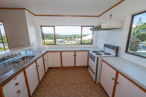 Photo of property in 7 Cable Bay Block Road, Cable Bay, 0420