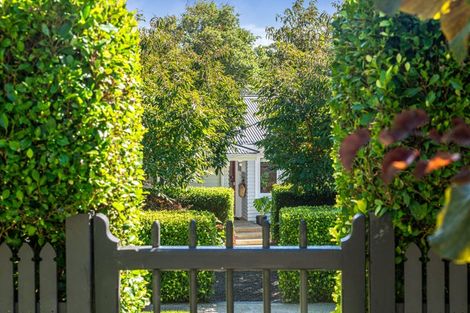 Photo of property in 30 Saint Leonards Road, Devonport, Auckland, 0624