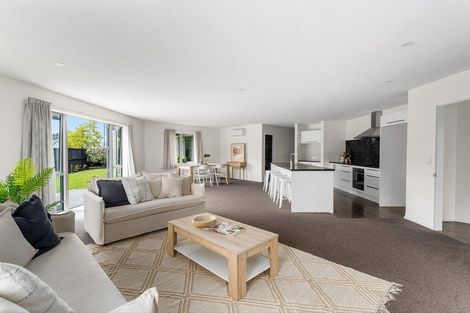 Photo of property in 37 Dunlops Crescent, Bottle Lake, Christchurch, 8083