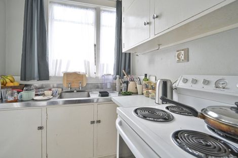 Photo of property in 305 Avenue Road West, Hastings, 4122