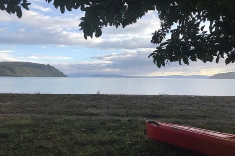 Photo of property in 44 Kinloch Road, Kinloch, Taupo, 3377