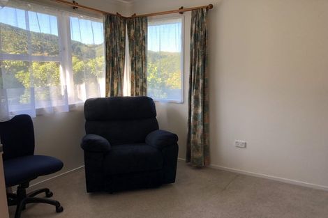 Photo of property in 44 Hazlewood Avenue, Karori, Wellington, 6012