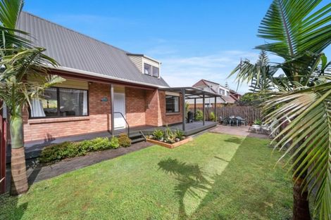 Photo of property in 28b Ross Martin Court, Conifer Grove, Takanini, 2112