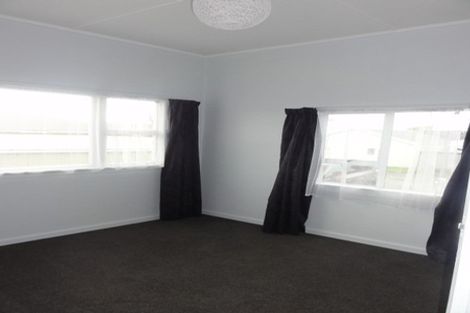 Photo of property in 66b Govett Avenue, Frankleigh Park, New Plymouth, 4310