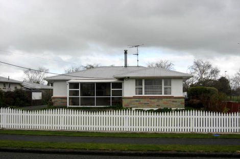 Photo of property in 13 Taverner Street, Carterton, 5713