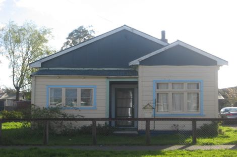 Photo of property in 12 Alexandra Street, Marton, 4710