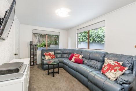 Photo of property in 30 Maxwelton Drive, Mairangi Bay, Auckland, 0630