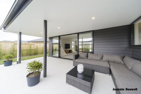 Photo of property in 10 Peckham Lane, Ashhurst, 4810