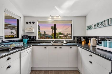 Photo of property in 401 Otahu Road, Whangamata, 3620