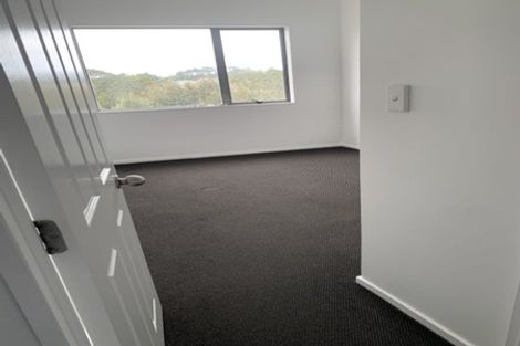 Photo of property in 25/3 Hulme Place, Henderson, Auckland, 0612