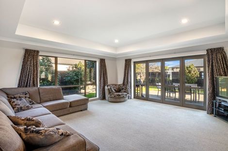Photo of property in 12 Hawthorn Mews, Rangiora, 7400