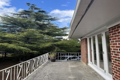 Photo of property in 368 Henderson Valley Road, Henderson Valley, Auckland, 0612