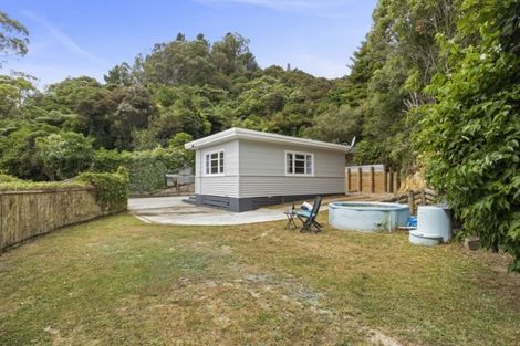 Photo of property in 11 Reuben Grove, Naenae, Lower Hutt, 5011