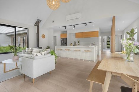 Photo of property in 5 Matai Grove, Greytown, 5712