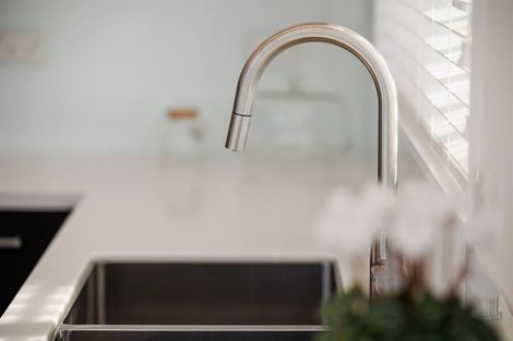 Photo of property in 17 Palliser Place, Milson, Palmerston North, 4414