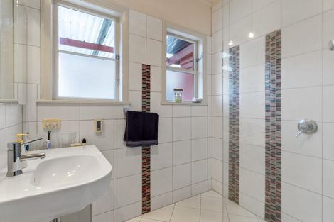 Photo of property in 160 Rosebank Road, Avondale, Auckland, 1026