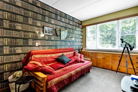 Photo of property in 1 High Road, Hawera, 4610