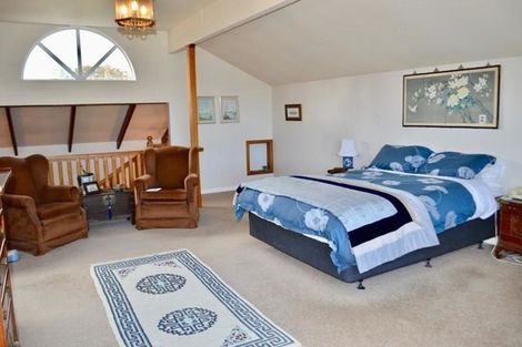 Photo of property in 75 Freemans Road, Otaki, 5512