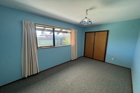 Photo of property in 2/14 Farquhars Road, Redwood, Christchurch, 8051