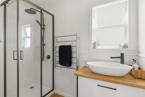 Photo of property in 33 Valley Road, Te Puke, 3119