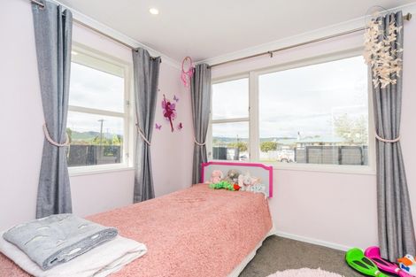 Photo of property in 42 Lincoln Street, Ashhurst, 4810