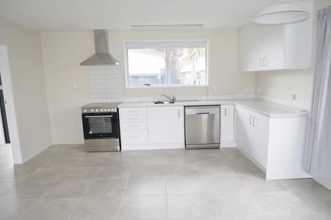 Photo of property in 2/18 Bonar Place, Woolston, Christchurch, 8062