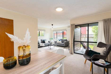 Photo of property in 6 Furlong Crescent, Churton Park, Wellington, 6037