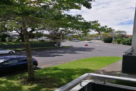 Photo of property in 5/2 Western Springs Road, Morningside, Auckland, 1021