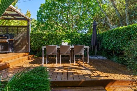 Photo of property in 1/12 Philson Terrace, Browns Bay, Auckland, 0630