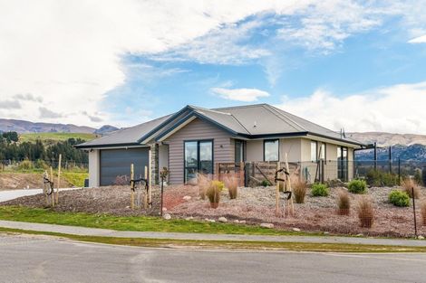 Photo of property in 15 Jackson Rise, Luggate, Wanaka, 9383