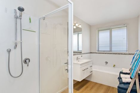 Photo of property in 56 Matemuri Drive, Papamoa Beach, Papamoa, 3118