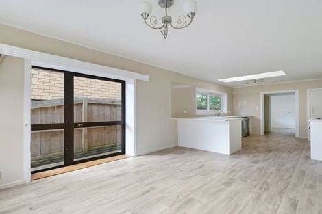 Photo of property in 16 Esperanto Road, Papatoetoe, Auckland, 2025