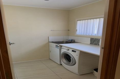 Photo of property in 1/6 Alana Place, Mount Wellington, Auckland, 1060